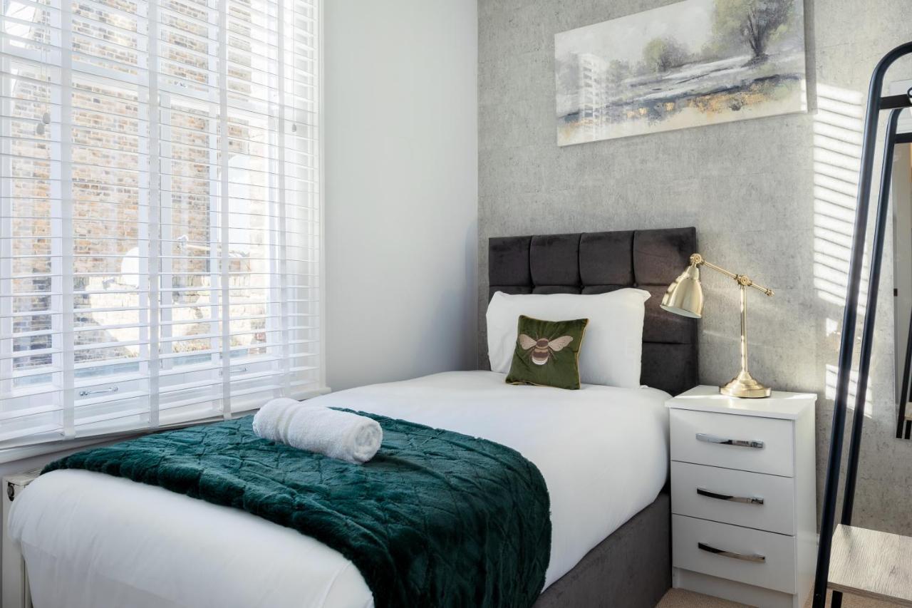 Beautiful 4 Bedroom House Near Paddington Station ロンドン エクステリア 写真